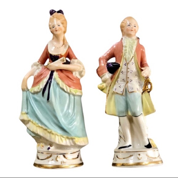 ⭐️Coventry USA⭐️Colonial Pair Fine Porcelain Lady 5012 B Man 5013 B Collectibles - Picture 2 of 13